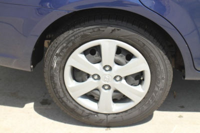 2011 Hyundai Accent  GLS