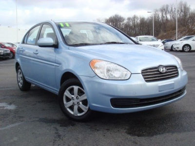 2011 Hyundai Accent  GLS