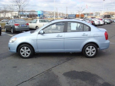 2011 Hyundai Accent GLS