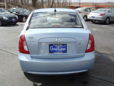 2011 Hyundai Accent GLS