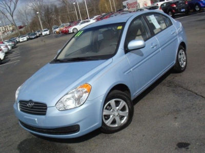 2011 Hyundai Accent GLS