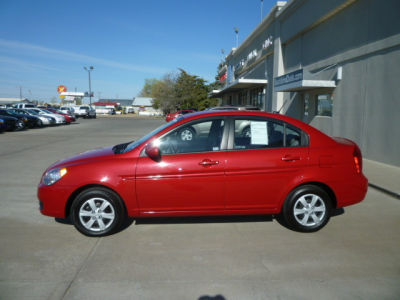2011 Hyundai Accent GLS