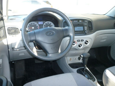 2011 Hyundai Accent GLS
