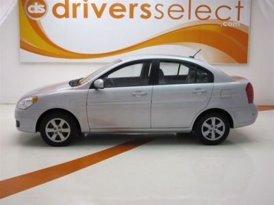 2010 Hyundai Accent GLS