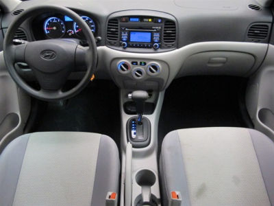 2010 Hyundai Accent GLS