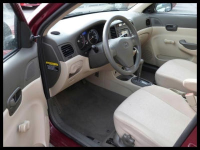 2011 Hyundai Accent GLS