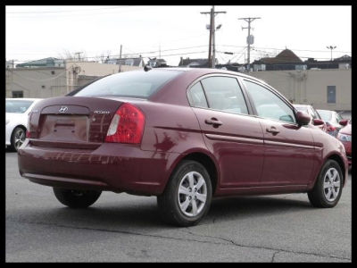 2011 Hyundai Accent GLS