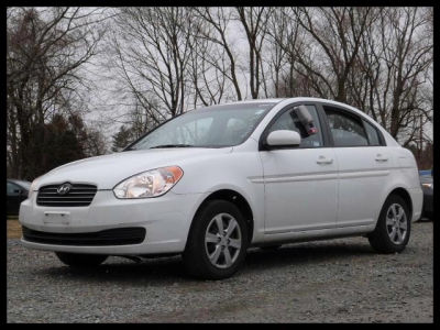 2011 Hyundai Accent  GLS