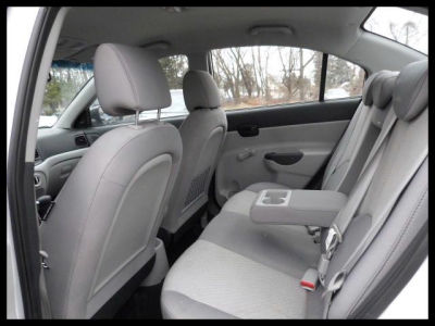 2011 Hyundai Accent  GLS