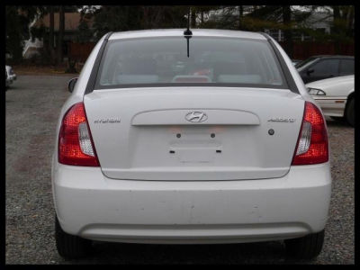 2011 Hyundai Accent  GLS