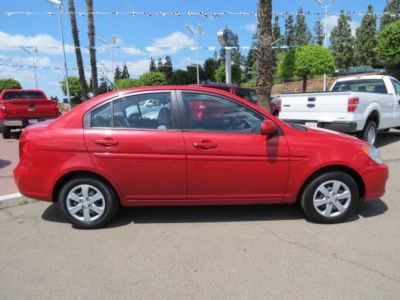 2011 Hyundai Accent GLS