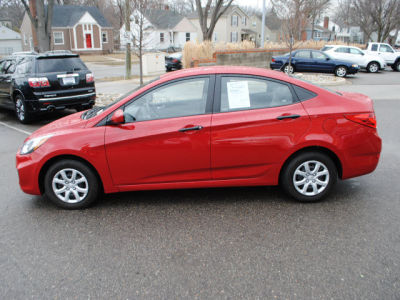 2012 Hyundai Accent  GLS