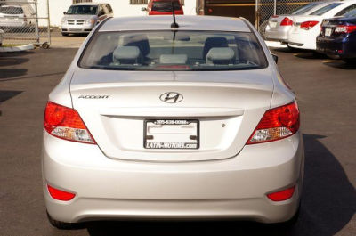 2012 Hyundai Accent  GLS
