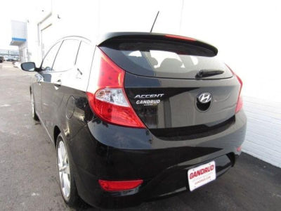 2012 Hyundai Accent  SE