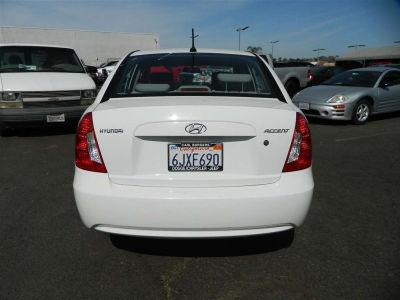 2010 Hyundai Accent GLS