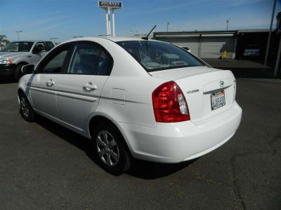 2010 Hyundai Accent GLS