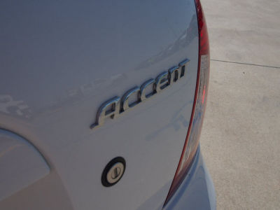 2011 Hyundai Accent GLS