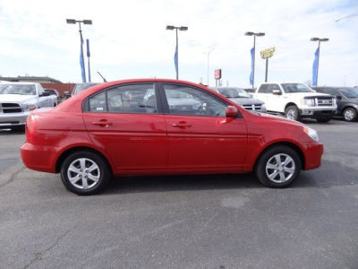 2011 Hyundai Accent  GLS