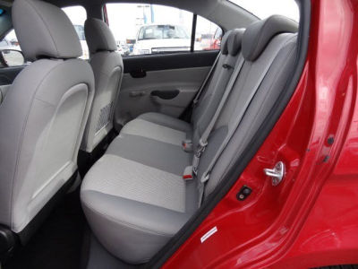 2011 Hyundai Accent  GLS