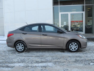 2012 Hyundai Accent GLS