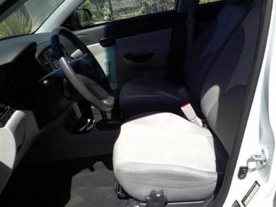 2011 Hyundai Accent GLS
