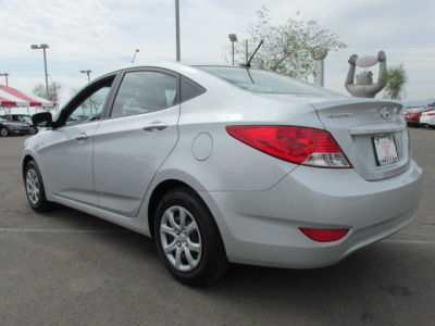 2012 Hyundai Accent  GLS