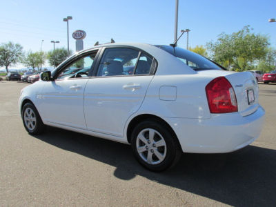 2011 Hyundai Accent GLS