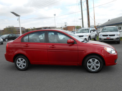 2011 Hyundai Accent  GLS