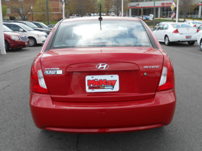 2011 Hyundai Accent  GLS