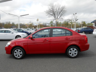 2011 Hyundai Accent  GLS