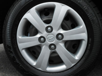 2011 Hyundai Accent  GLS