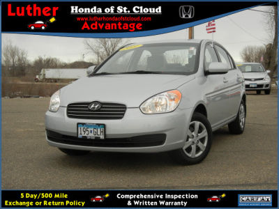 2011 Hyundai Accent  GLS