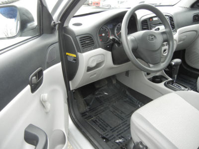 2011 Hyundai Accent GLS