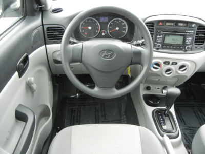 2011 Hyundai Accent GLS