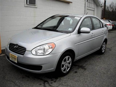 2011 Hyundai Accent  GLS