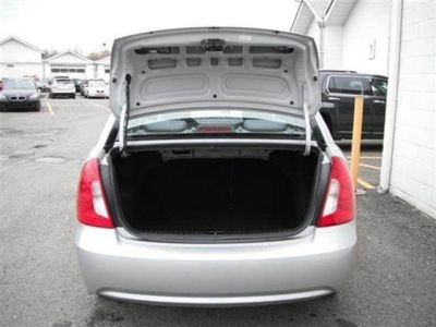 2011 Hyundai Accent  GLS