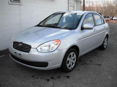 2011 Hyundai Accent  GLS