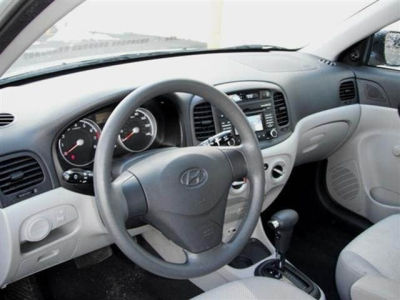 2011 Hyundai Accent  GLS