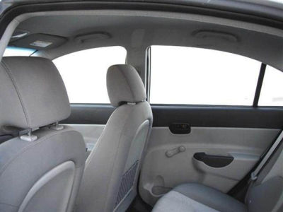 2011 Hyundai Accent  GLS