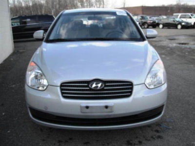 2011 Hyundai Accent  GLS