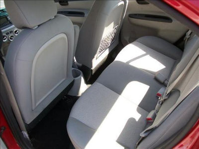2011 Hyundai Accent GLS