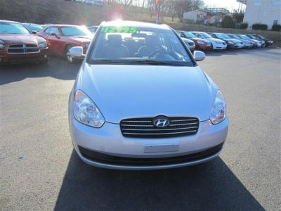 2011 Hyundai Accent GLS