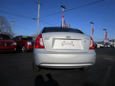 2011 Hyundai Accent GLS
