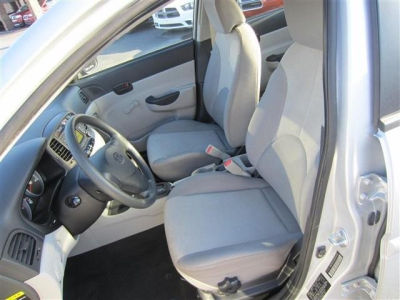2011 Hyundai Accent GLS