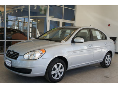 2011 Hyundai Accent  GLS