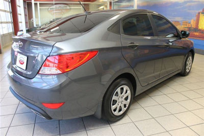 2012 Hyundai Accent  GLS
