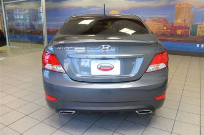 2012 Hyundai Accent  GLS