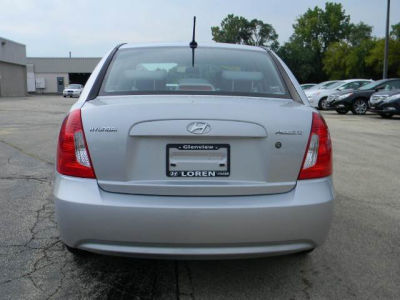 2011 Hyundai Accent  GLS