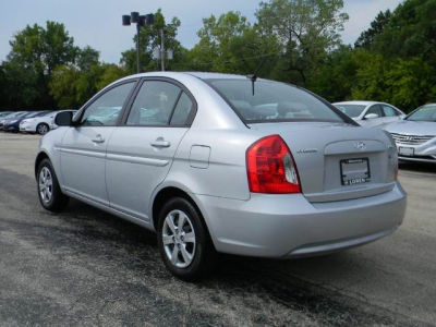 2011 Hyundai Accent  GLS