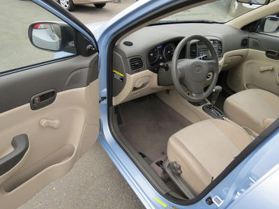 2011 Hyundai Accent GLS